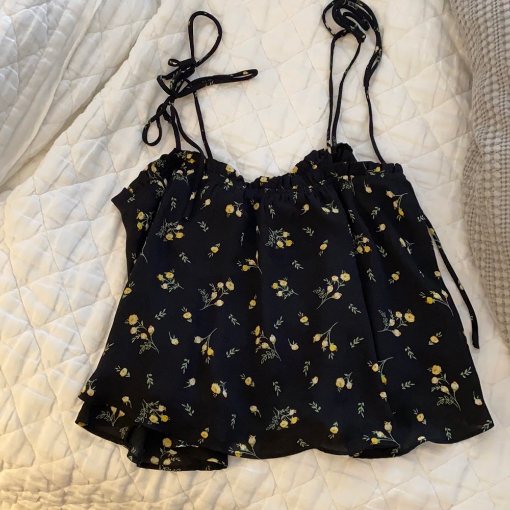 Flowy tank top with bow tie straps